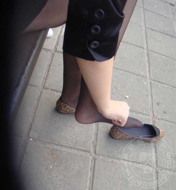 1221164am4qqequgn9c3qc.jpg